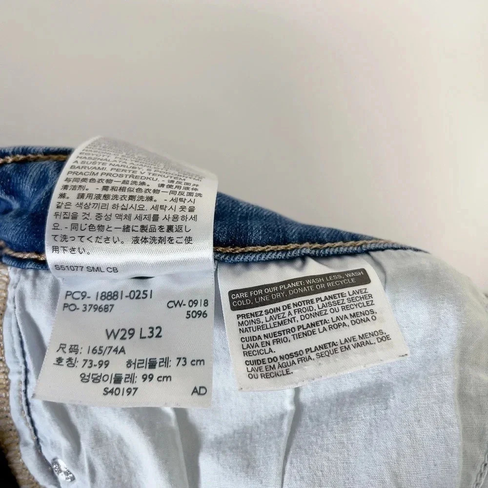Levi's Premium  Skinny Frayed Hem Jeans - Picture 11 of 15